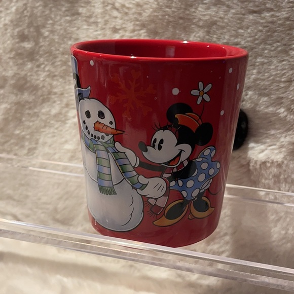 Mickey and Minnie Christmas mugs. With the iconic Mike’s ears holder 💕 - Picture 3 of 6